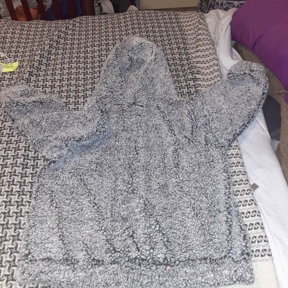 Women's Faux Fur Full Zip Lined Hooded Coat Jacket Grey Plus Size 2x NWOT - Picture 9 of 11